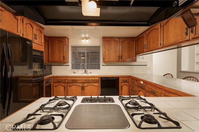 Detail Gallery Image 12 of 45 For 5411 Roundup Rd, Norco,  CA 92860 - 4 Beds | 2 Baths