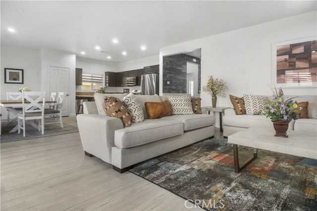 Detail Gallery Image 7 of 37 For 16768 Olive Tree, Fontana,  CA 92336 - 4 Beds | 3 Baths