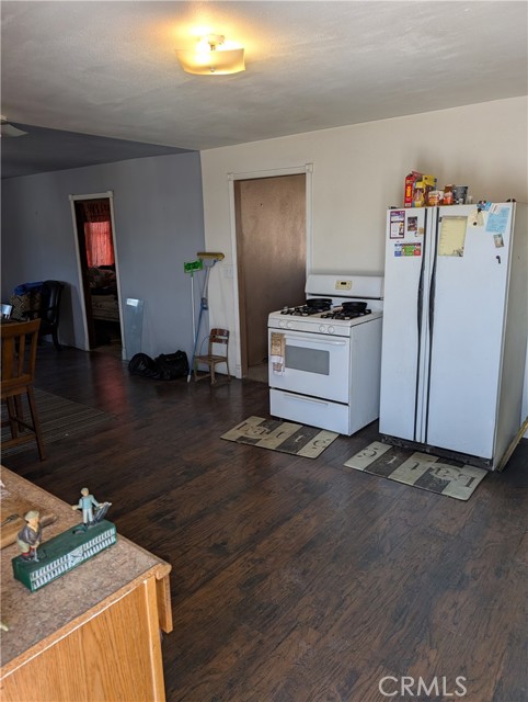 Detail Gallery Image 3 of 20 For 1071 Center St, Riverside,  CA 92507 - 4 Beds | 2 Baths