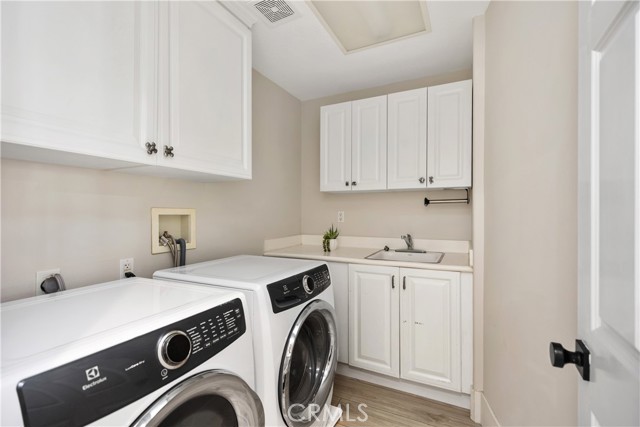 Detail Gallery Image 17 of 59 For 1 Roberts Dr, Coto de Caza,  CA 92679 - 4 Beds | 4/1 Baths