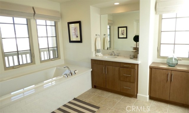 202 Via Galicia, San Clemente CA: https://media.crmls.org/medias/f9c6914a-5b51-495d-a03e-76f7c77517c8.jpg