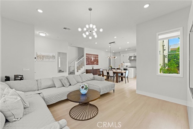 Detail Gallery Image 16 of 56 For 259 Chorus, Irvine,  CA 92618 - 4 Beds | 3/2 Baths