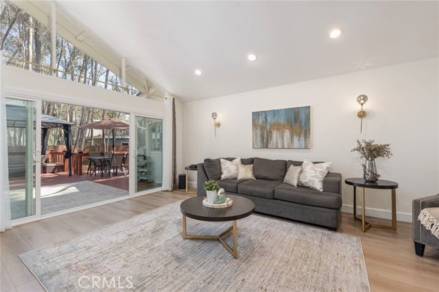 24931 Rollingwood Road, Lake Forest CA: https://media.crmls.org/medias/f9c70adf-c0be-44d6-b1c6-172c4aea2e84.jpg