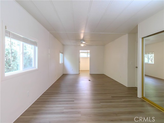 Detail Gallery Image 16 of 25 For 1439 Ridgemont, Corona,  CA 92882 - 2 Beds | 2 Baths