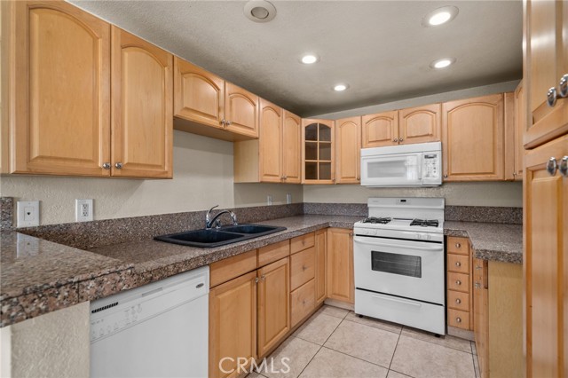 Detail Gallery Image 15 of 31 For 282 Parkview Dr, Lake Elsinore,  CA 92530 - 2 Beds | 1 Baths