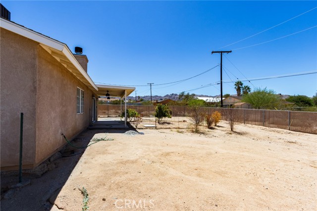6548 Quail Spring Avenue, 29 Palms CA: https://media.crmls.org/medias/f9c89baa-e40f-4e15-9e3c-eded14573b9f.jpg