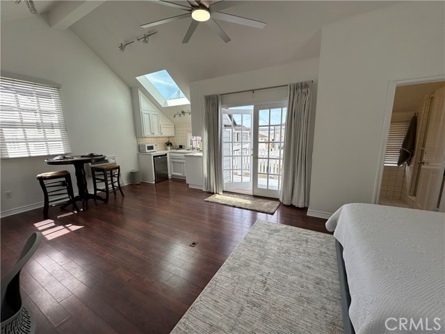 Detail Gallery Image 20 of 27 For 232 Jasmine, Corona Del Mar,  CA 92625 - 3 Beds | 3 Baths