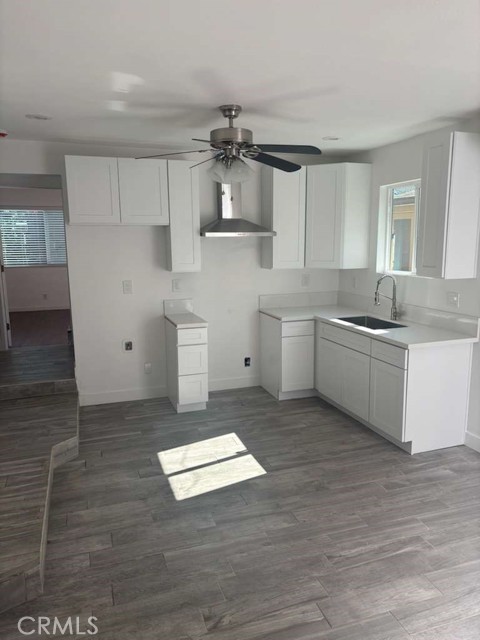 Detail Gallery Image 3 of 7 For 2447 Grove Ave, Corona,  CA 92882 - 2 Beds | 1 Baths