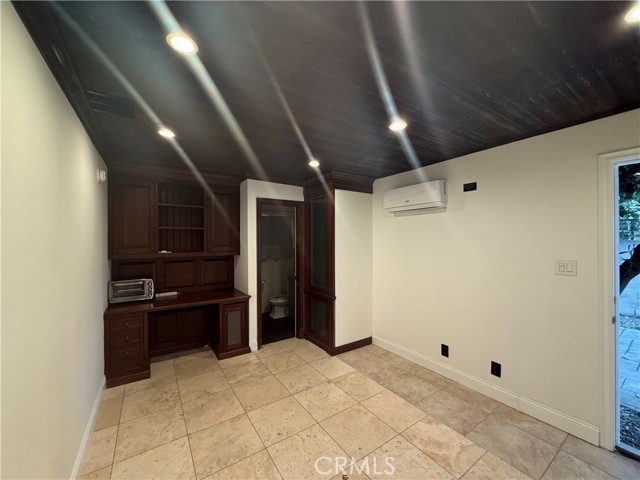 Detail Gallery Image 7 of 18 For 16823 Simonds, Granada Hills,  CA 91344 - 1 Beds | 1 Baths