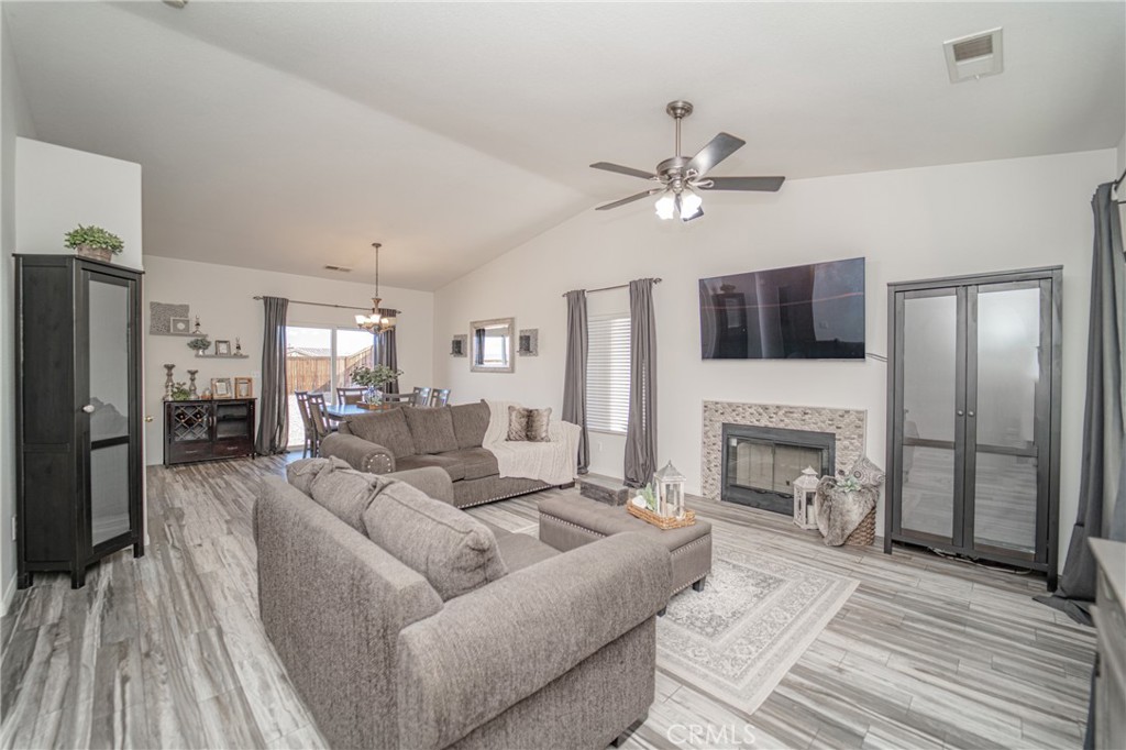 14924 Gloria Lane