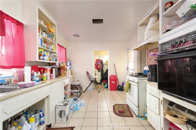 Detail Gallery Image 4 of 23 For 4826 E Avenue R12, Palmdale,  CA 93552 - 3 Beds | 2 Baths