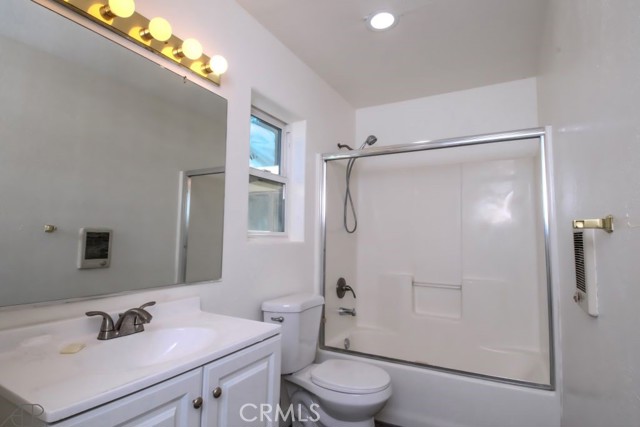 3305 Oakwood Drive, Julian CA: https://media.crmls.org/medias/f9caf391-ca4b-462b-972d-ca230f488ceb.jpg