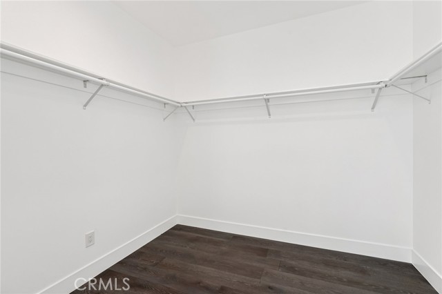 Detail Gallery Image 30 of 34 For 542 N Commonwealth Ave, Silver Lake Los Angeles,  CA 90004 - 3 Beds | 2/1 Baths