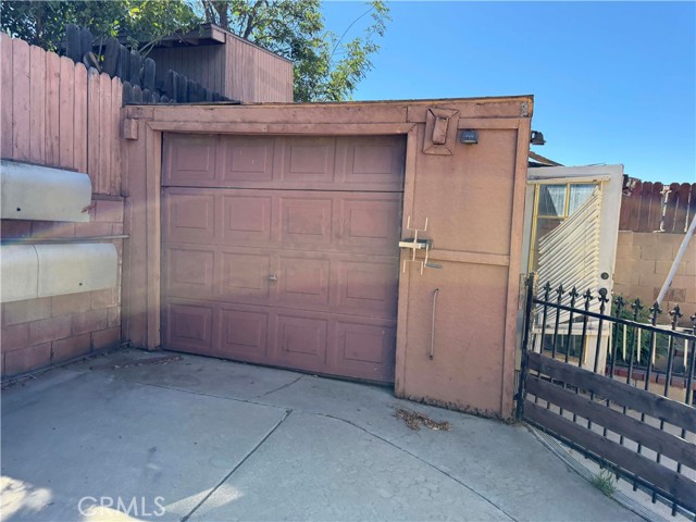 Detail Gallery Image 17 of 19 For 13474 Hubbard, Sylmar,  CA 91342 - 3 Beds | 2 Baths