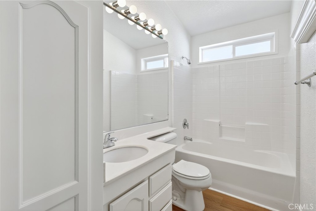 MLS #OC25256466 image #44