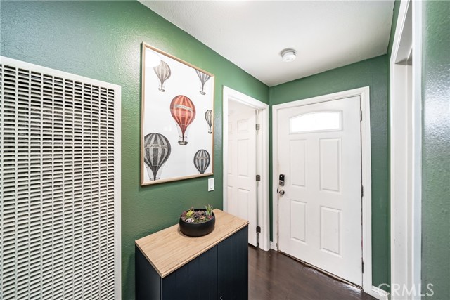 Detail Gallery Image 17 of 36 For 236 E 52nd Street, Long Beach,  CA 90805 - 2 Beds | 2 Baths