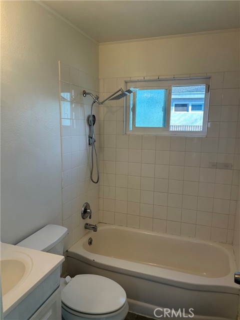 15911 Quartz Street, Westminster CA: https://media.crmls.org/medias/f9cc1759-1628-4dfe-8960-b33398aee609.jpg