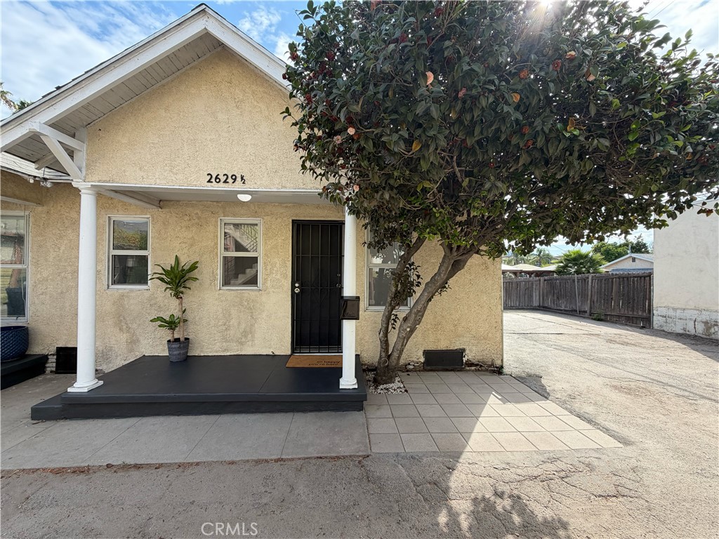 1/2 Granada Street