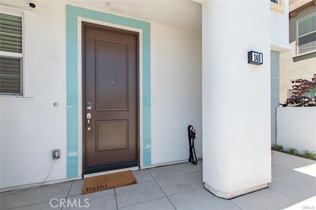 Detail Gallery Image 3 of 49 For 140 Paramount, Irvine,  CA 92618 - 3 Beds | 3/1 Baths