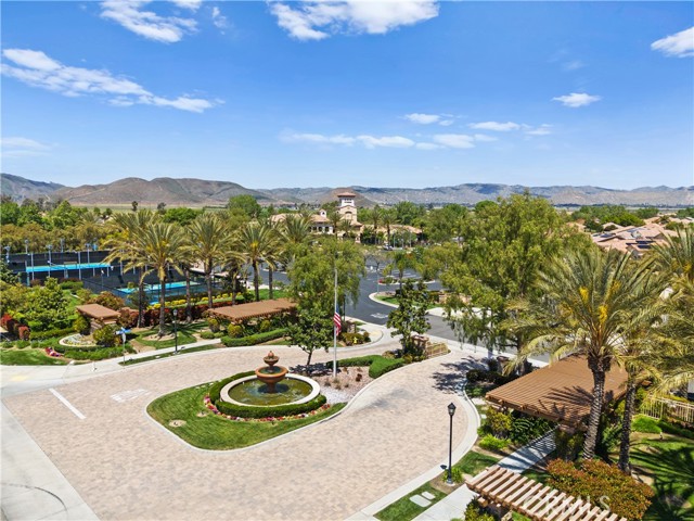 5551 Corte Fiesta, Hemet CA: https://media.crmls.org/medias/f9ccef7b-b090-4ef9-a67e-578523858c79.jpg