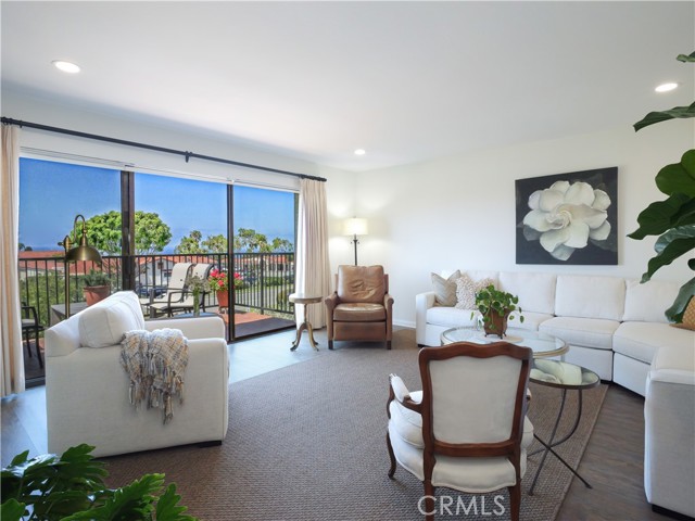 2201 Via Carrillo, Palos Verdes Estates, California 90274, 2 Bedrooms Bedrooms, ,2 BathroomsBathrooms,Residential,For Sale,Via Carrillo,SB26078806