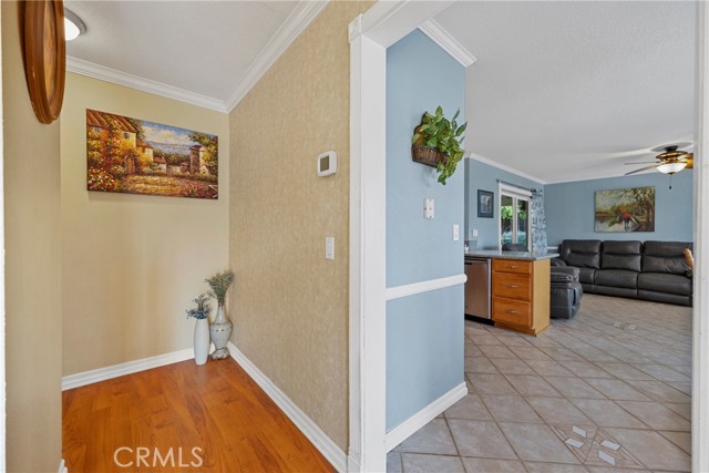 Detail Gallery Image 10 of 57 For 50 Amber Ct, Redlands,  CA 92374 - 3 Beds | 2 Baths