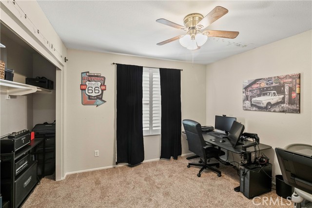 Detail Gallery Image 21 of 31 For 30335 Marigold Cir, Castaic,  CA 91384 - 3 Beds | 2/1 Baths