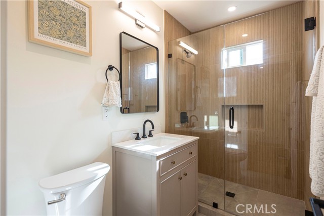 Detail Gallery Image 33 of 51 For 5104 8th Ave, Los Angeles,  CA 90043 - 4 Beds | 3 Baths