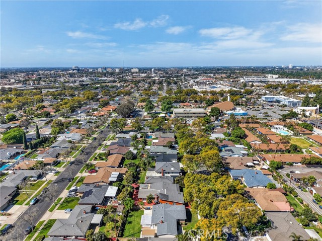 Detail Gallery Image 53 of 54 For 1626 E 15th, Santa Ana,  CA 92701 - 4 Beds | 2 Baths