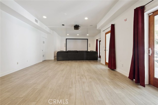 Detail Gallery Image 29 of 35 For 4322 Alcove Ave, Studio City,  CA 91604 - 5 Beds | 5 Baths