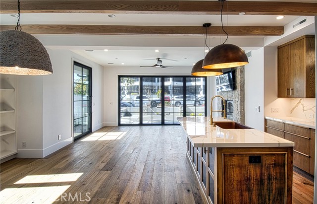 Detail Gallery Image 3 of 23 For 710 Avocado Ave a,  Corona Del Mar,  CA 92625 - 3 Beds | 3/1 Baths