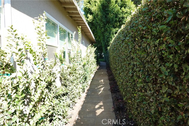 Detail Gallery Image 18 of 20 For 1727 Hiawatha Dr a,  Glendale,  CA 91208 - 2 Beds | 2 Baths