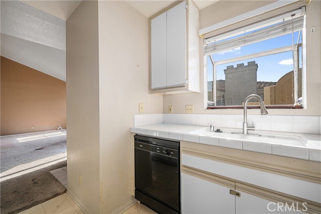 Detail Gallery Image 23 of 55 For 3605 E Anaheim #407,  Long Beach,  CA 90804 - 3 Beds | 2 Baths