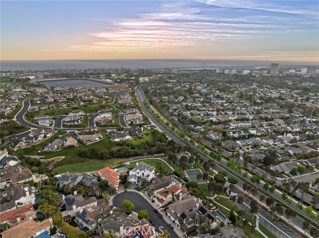 Detail Gallery Image 39 of 39 For 5 Hillsborough, Newport Beach,  CA 92660 - 4 Beds | 4/1 Baths