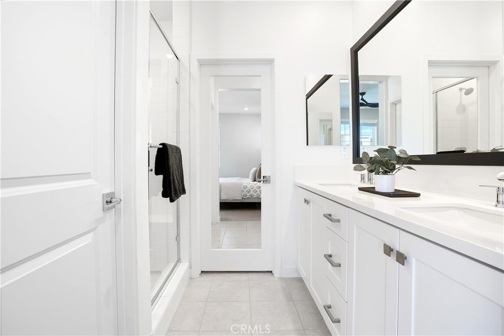 F9d185c2 682e 403d B5d8 38e292845bc1