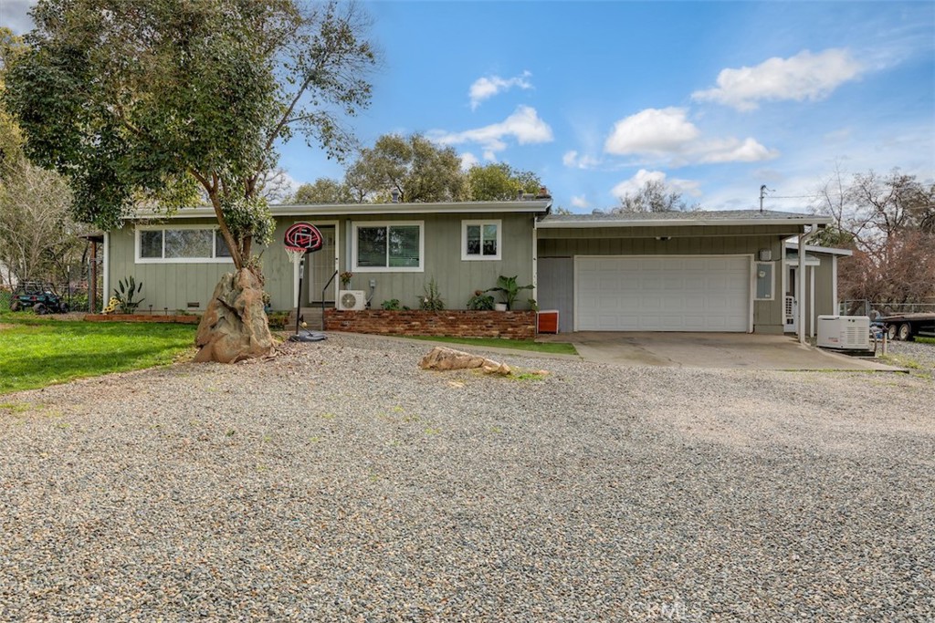 80 Skyline Boulevard