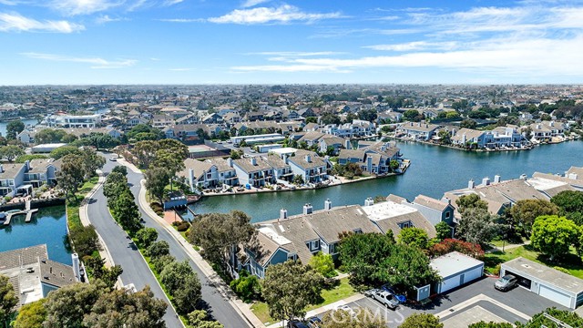 Detail Gallery Image 41 of 63 For 3842 Montego Dr, Huntington Beach,  CA 92649 - 4 Beds | 3 Baths