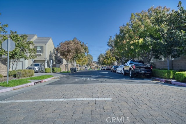 Detail Gallery Image 8 of 56 For 14693 Marquette Ave, Chino,  CA 91710 - 3 Beds | 2/1 Baths