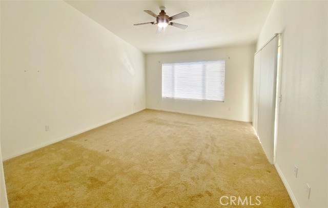 57281 Titian Court, Yucca Valley CA: https://media.crmls.org/medias/f9d24de0-7dbd-46bb-bf68-ae4ada459b1e.jpg