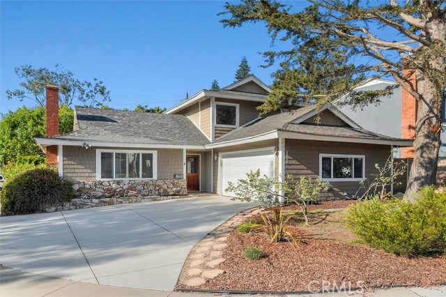 1101 Ysabel Street, Redondo Beach CA: https://media.crmls.org/medias/f9d2777f-1c88-47e8-8156-5480be454918.jpg
