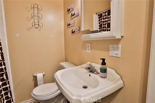Detail Gallery Image 35 of 50 For 198 Pine Ridge Rd, Crestline,  CA 92325 - 3 Beds | 2/1 Baths