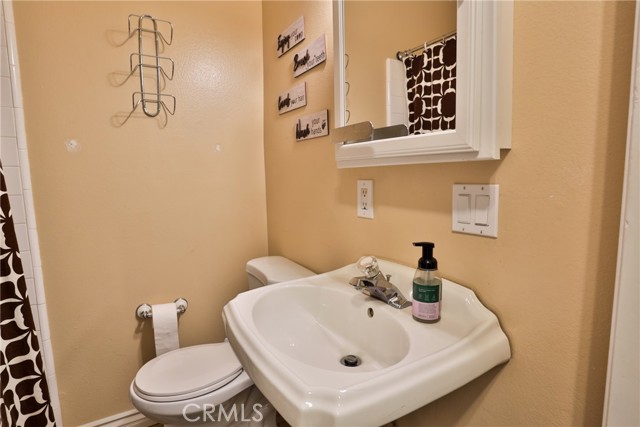 Detail Gallery Image 35 of 50 For 198 Pine Ridge Rd, Crestline,  CA 92325 - 3 Beds | 2/1 Baths