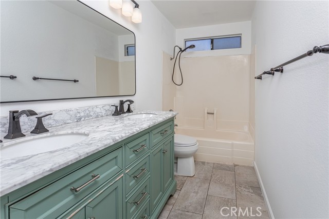 Detail Gallery Image 16 of 37 For 25416 Nicks Ave, Loma Linda,  CA 92354 - 4 Beds | 2/1 Baths