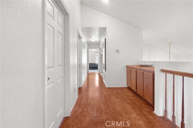 40420 Valiente Drive, Palmdale CA: https://media.crmls.org/medias/f9d5ce35-a83b-4010-aec5-12a53eb6303d.jpg