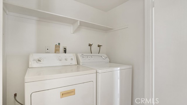 35 TAROCCO, Irvine CA: https://media.crmls.org/medias/f9d62a93-1c4f-4d52-b1a4-46c5b61cde68.jpg