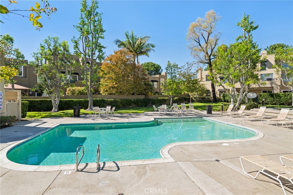 MLS #OC25223510 image #17