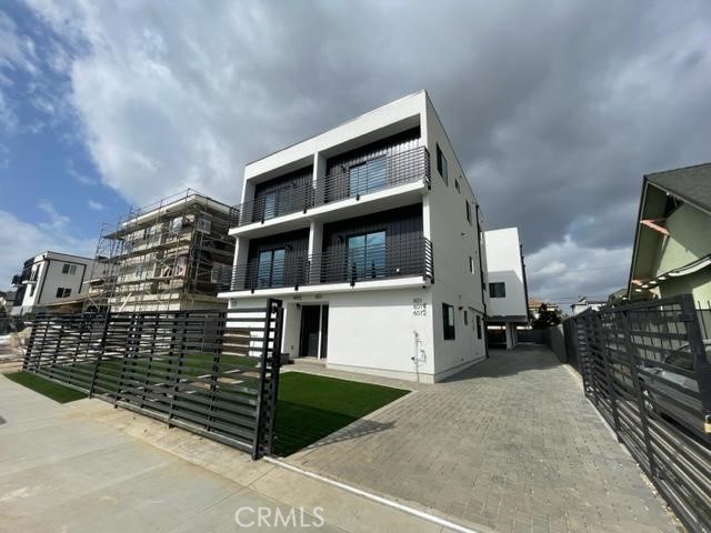 603 W 41st Place, Los Angeles, CA 90037