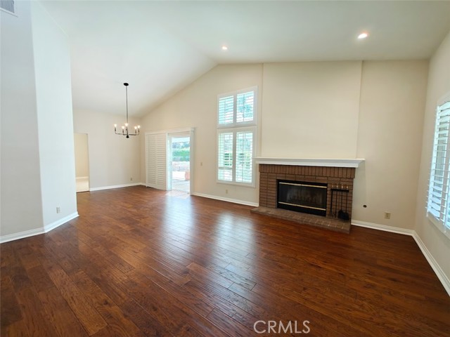 Detail Gallery Image 2 of 23 For 8128 E Candleberry Cir, Orange,  CA 92869 - 4 Beds | 2/1 Baths