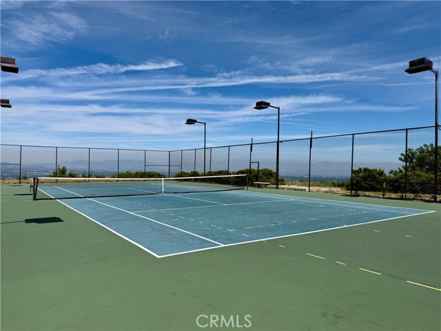 Detail Gallery Image 49 of 53 For 4556 Poe Ave, Woodland Hills,  CA 91364 - 4 Beds | 2/1 Baths