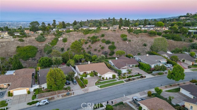 26308 Grayslake Road, Rancho Palos Verdes, California 90275, 4 Bedrooms Bedrooms, ,1 BathroomBathrooms,Residential,Sold,Grayslake,PV23158263